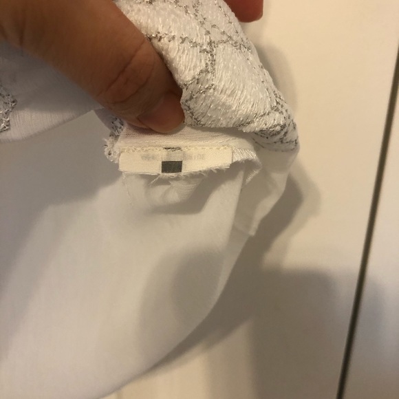 A&F Sheer White Silver Metallic Floral Top XS Extra Small - Picture 6 of 9